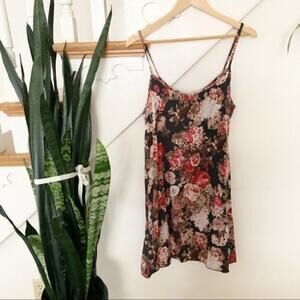 Matty M floral pattern mini dress sleeveless sz M